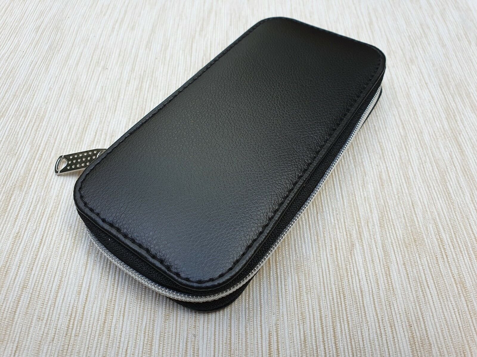 Straight Razor Kit Case for Travelling – Compact Shaving Storage & Travel Case