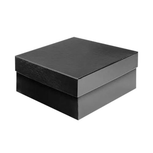 Alternative view of Shaving Set Packaging with Lid